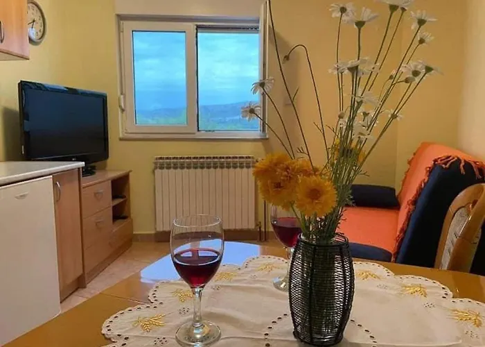 Luka - One Bedroom With Balcony And Sea View